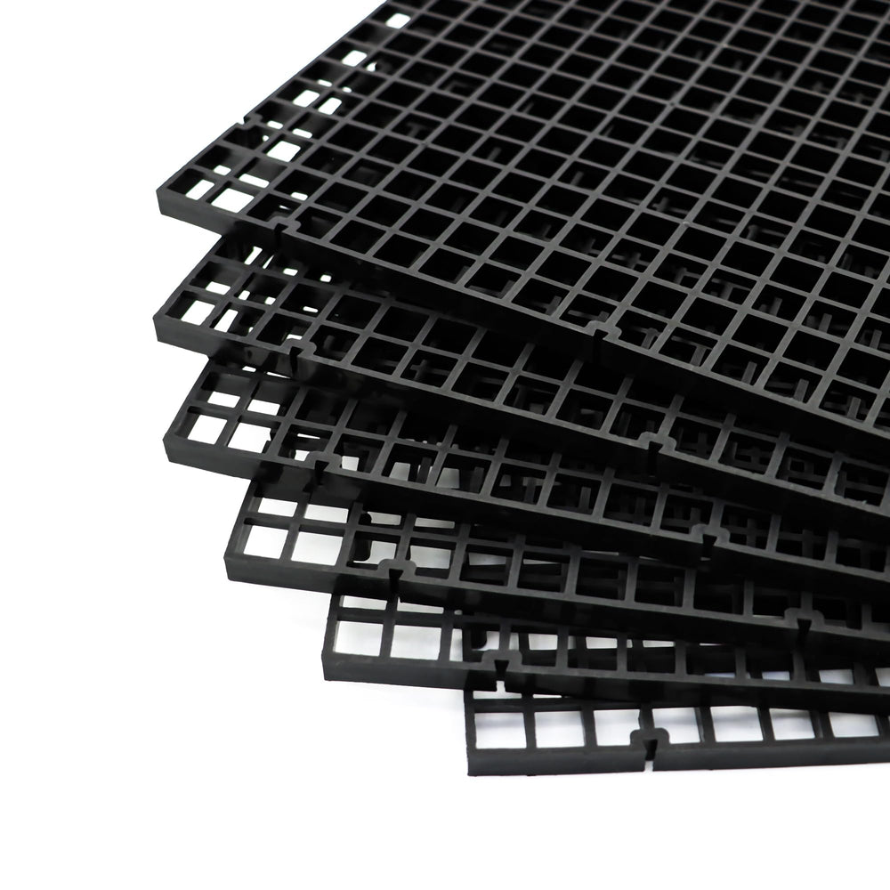 ALEGI grid divider enables cropping and reassembly for custom partitions.