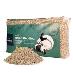 All Walks hemp bedding packaging ready for convenient 18.5L supply.