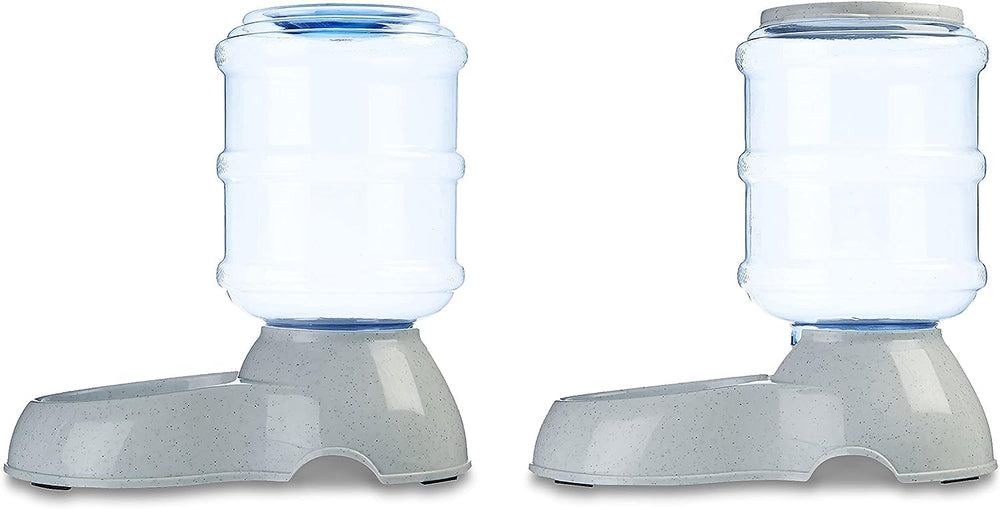 Amazon Basics extra-wide entry facilitates effortless refilling.