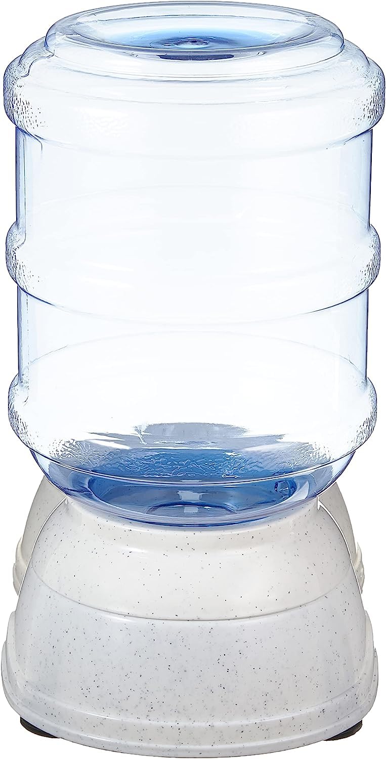 Amazon Basics gravity pet water dispenser wide-mouth design makes filling quick and simple.