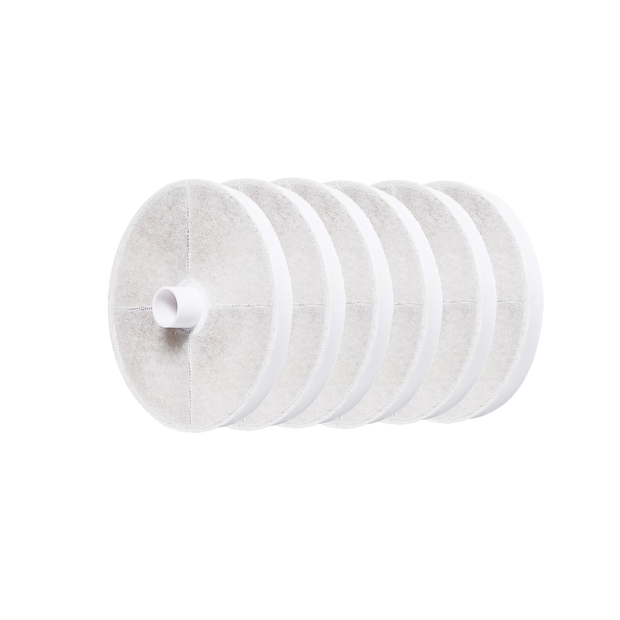 Amazon Basics replacement filters for 3L pet fountain deliver clean-tasting water.