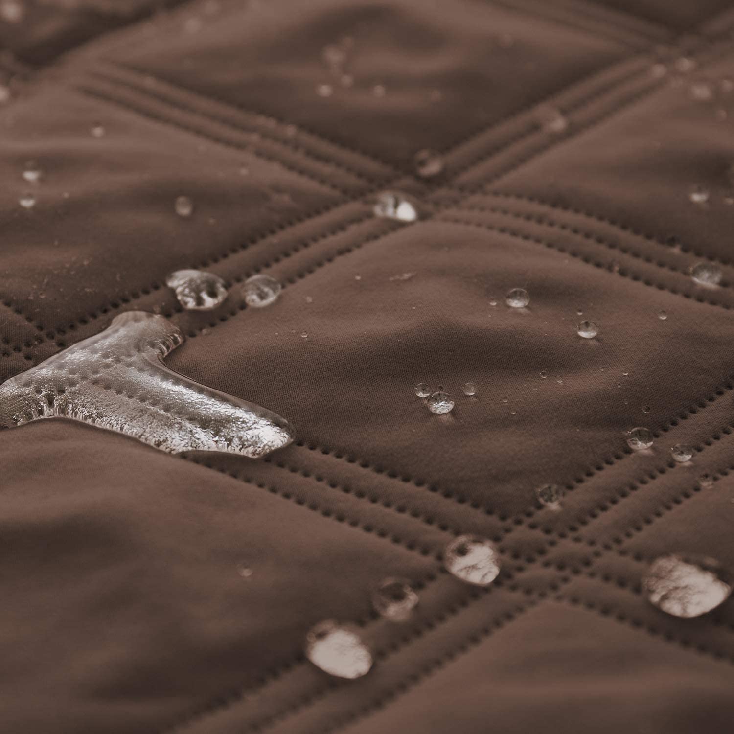 Ameritex dog bed cover provides an easy-slip-on fit for quick setup.