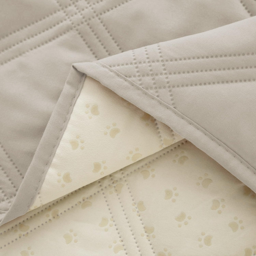 Ameritex multi-layer quilted cover close-up highlights plush feel and interior protection