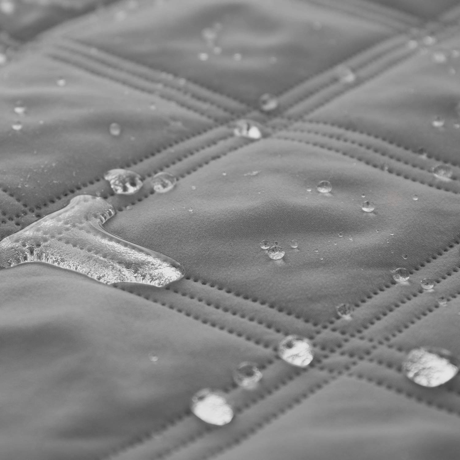 Ameritex pet blanket with anti-slip back keeps cover in place on furniture.
