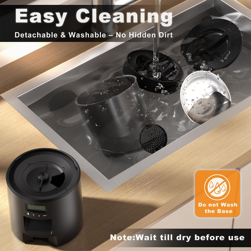 Amiaorican feeder voice recording feature capturing a 10-second message at mealtime