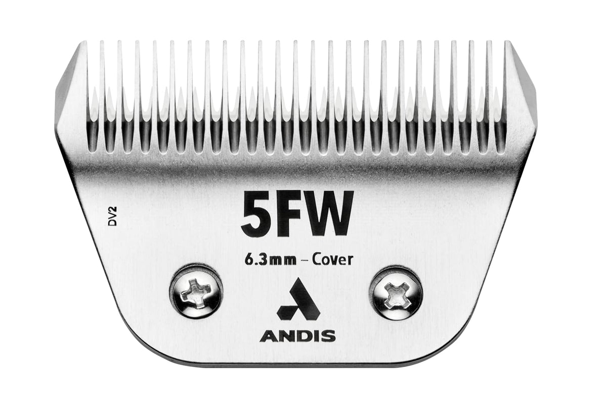 Andis ceramicEDGE wide blade 5FW for faster coverage on large areas
