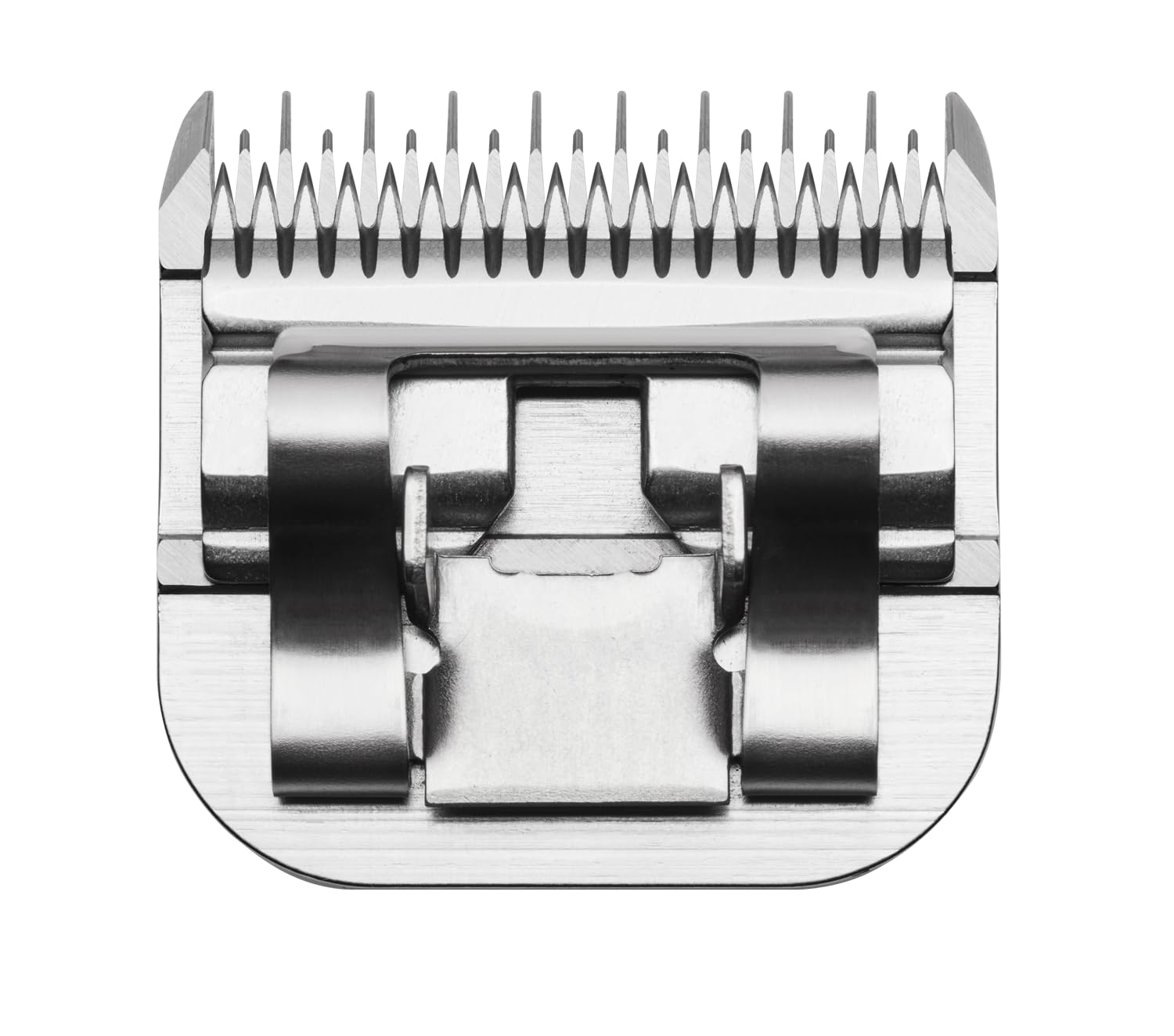 Andis UltraEdge skip-tooth size-5 blade with 1/4 inch cut for blending.