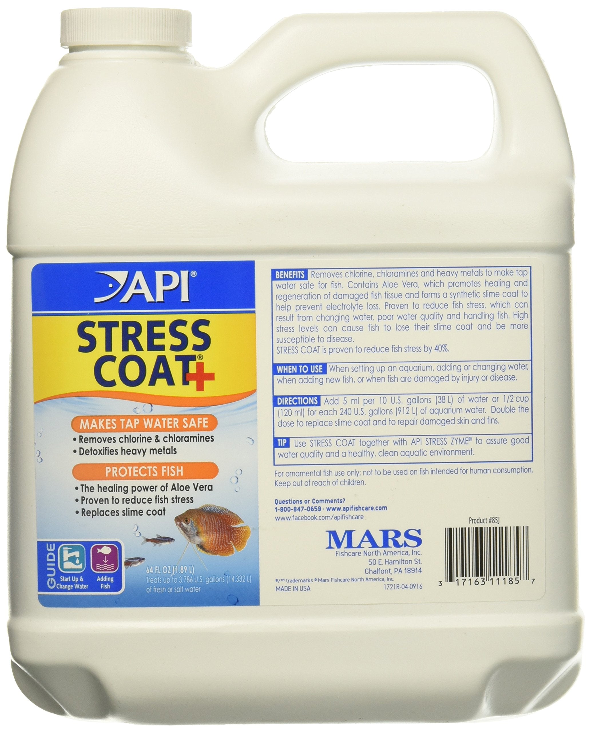 API Stress Coat bottle for aquarium water conditioning supporting calmer fish during changes