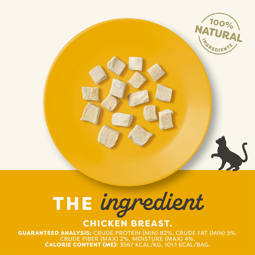 Applaws chicken freeze-dried treats closeup shows crunch for tasty training rewards