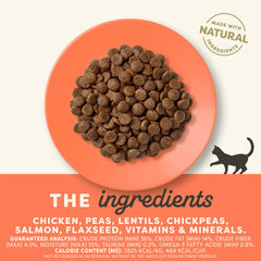 Applaws dry cat food kibble close-up highlights high-protein first ingredient.