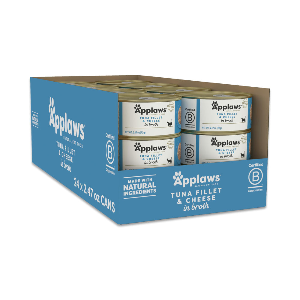 Applaws tuna fillet in broth: high-protein, natural nourishment for cats.