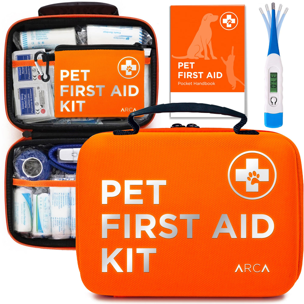 ARCA PET first aid kit car opened for on-the-go pet safety during travel.