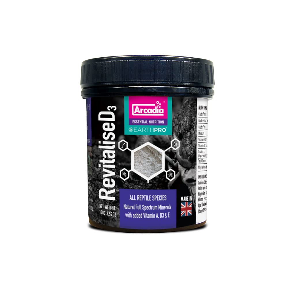 Arcadia EarthPro RevitaliseD3 calcium powder close-up showing rich minerals for reptile daily nutrition