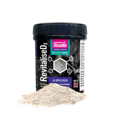 Arcadia EarthPro RevitaliseD3 dusting on feeder insects for easy coating