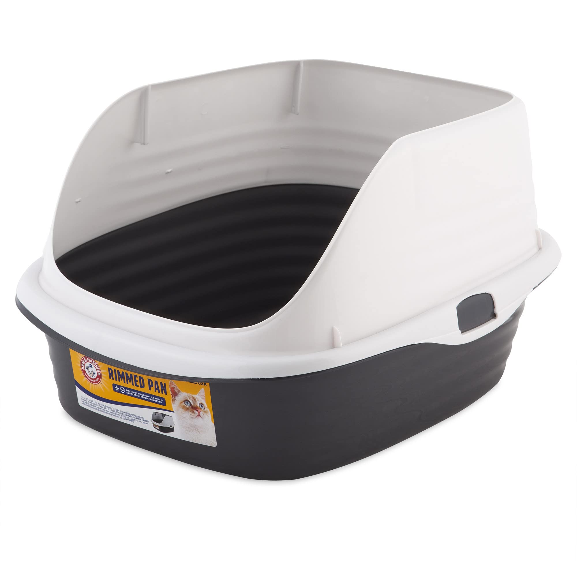 Arm & Hammer rimmed cat litter box with high sides keeps litter contained and floors clean.
