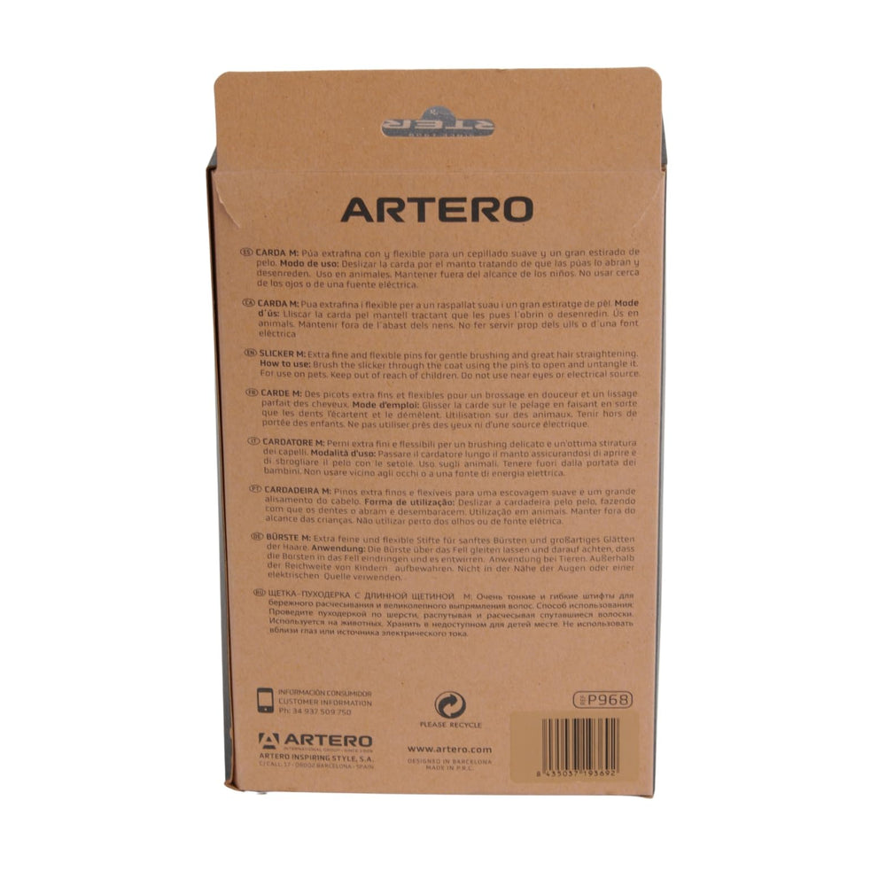 Artero Nature Collection M air cushion system protects coat while detangling.