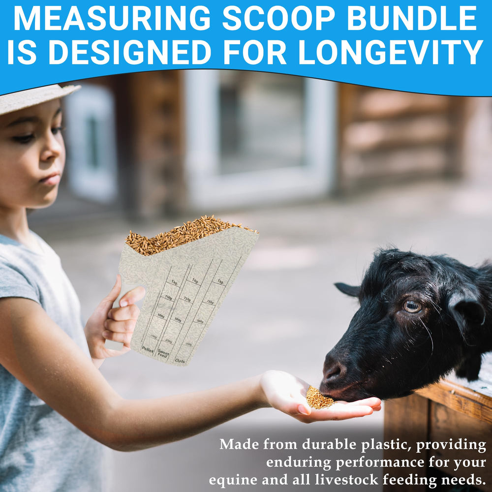 Large-capacity scoop speeds feeding for multiple animals.