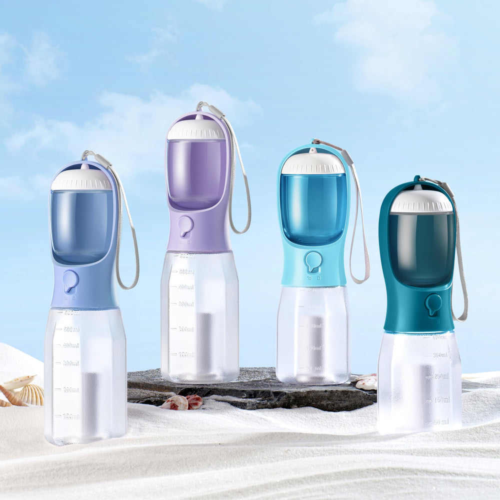 AVELORA food container section provides 100g snacks during walks