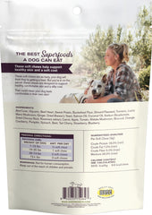 Badlands Ranch Super Skin & Coat soft chews in display pack for daily care.