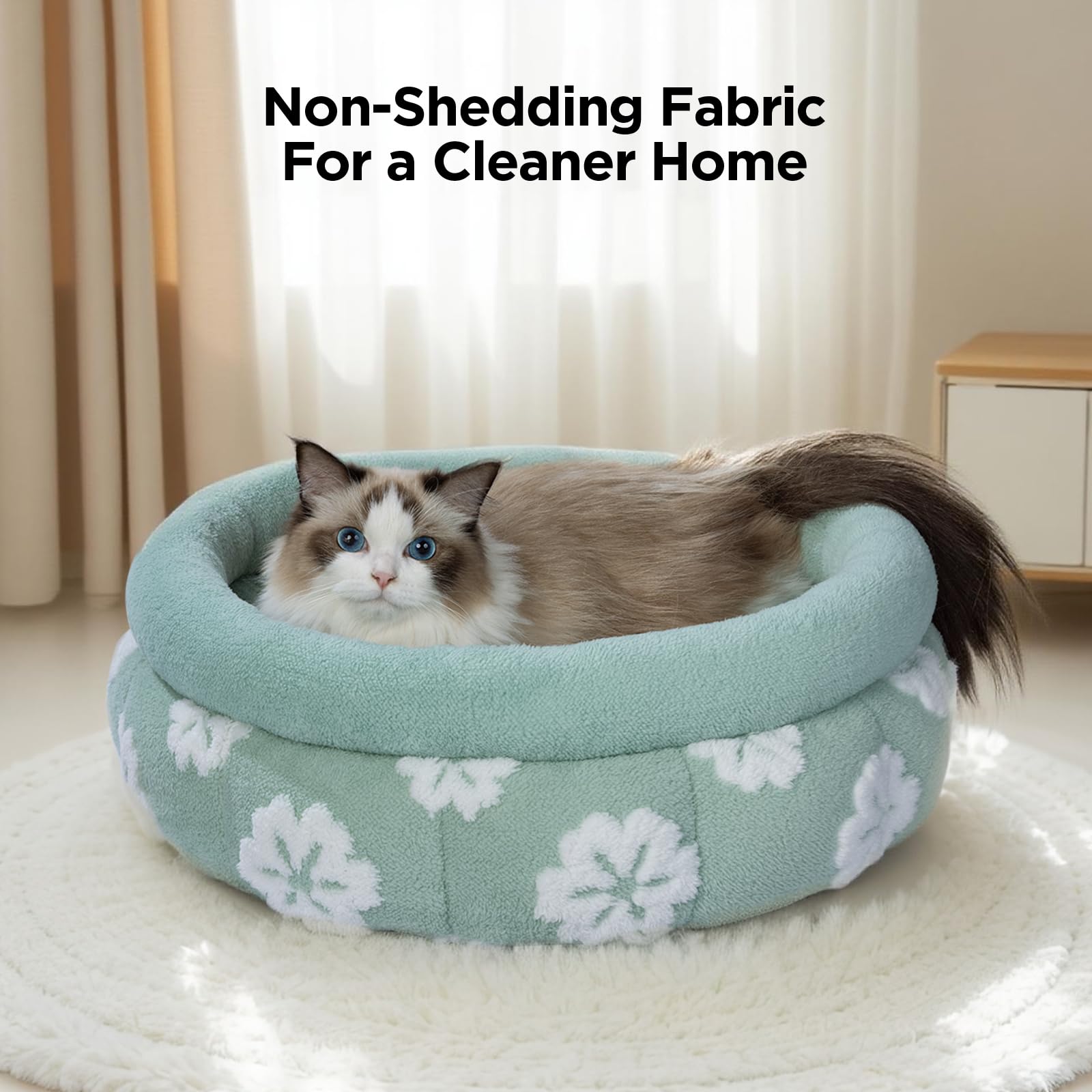 BALANCE cat bed plush fabric close-up shows soft non-shedding texture