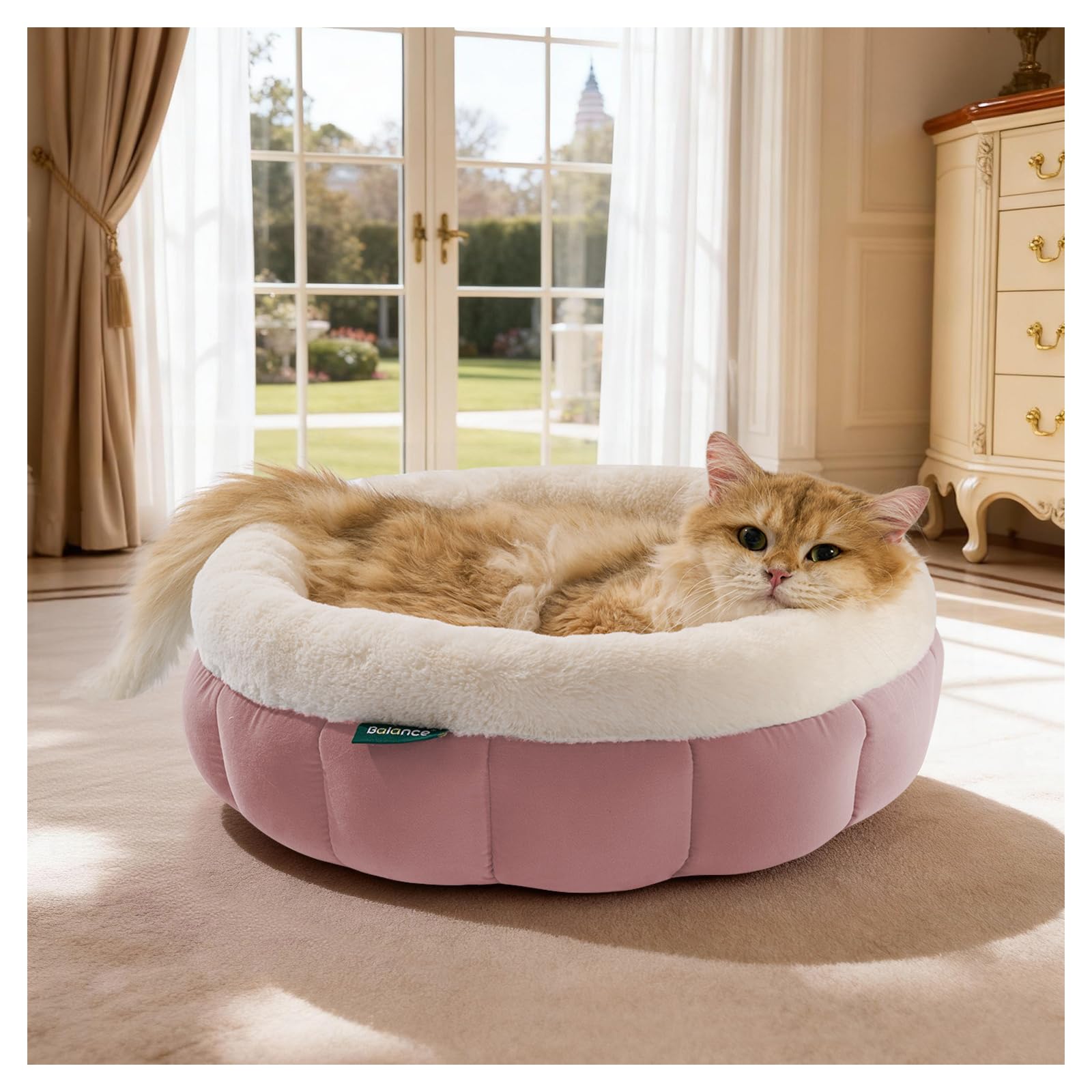 BALANCE round cat bed front view, cozy donut for small pets.