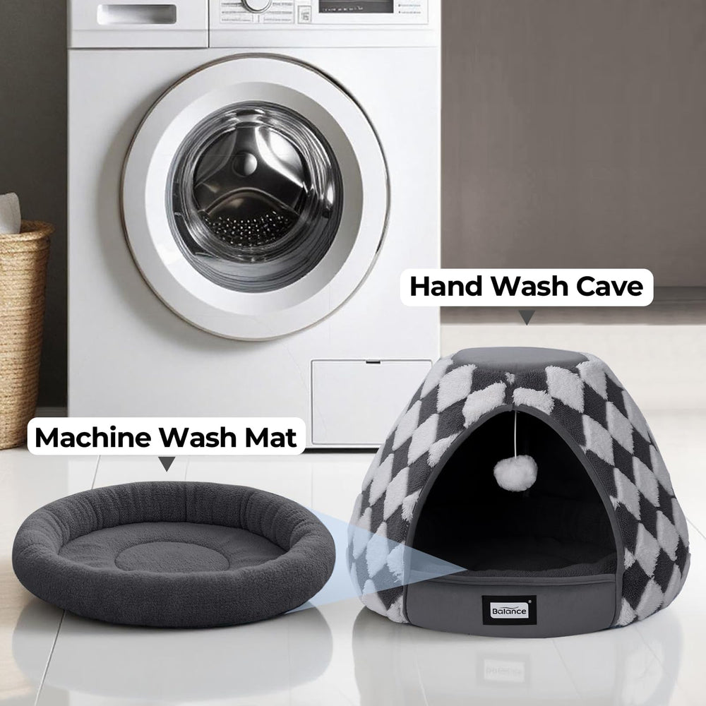 BALANCE cat bed spacious space suits kittens and small dogs comfortably.