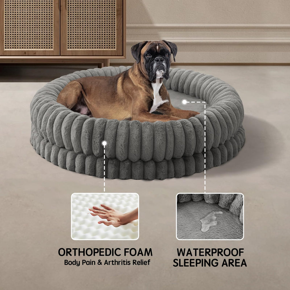 BALANCE round donut bed close-up of non-shedding plush fabric
