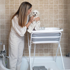 BEBEROAD PETS elevated grooming height reduces back strain during baths