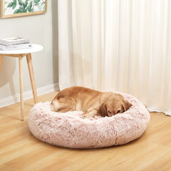 Bedfolks Calming Donut Bed donut shape close-up highlights plush, comforting feel.