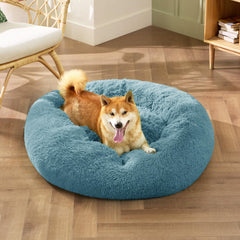 Anti-slip base keeps the Bedsure pet bed steady on floors.