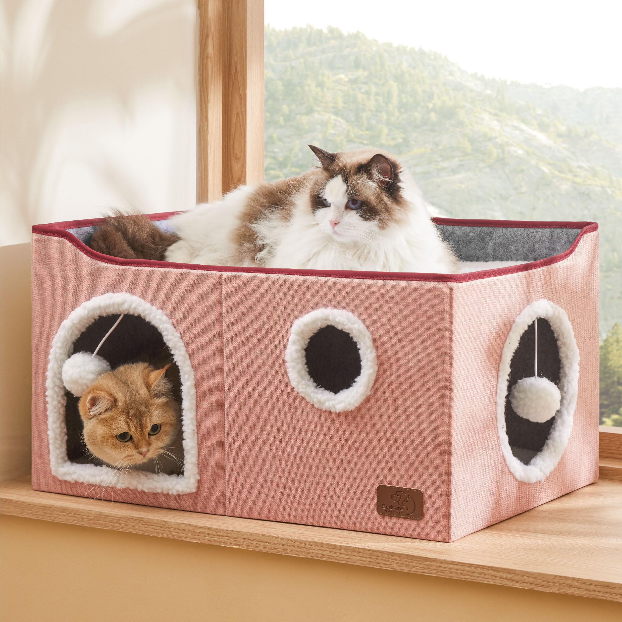 Bedsure foldable cat house design, simple storage after use.