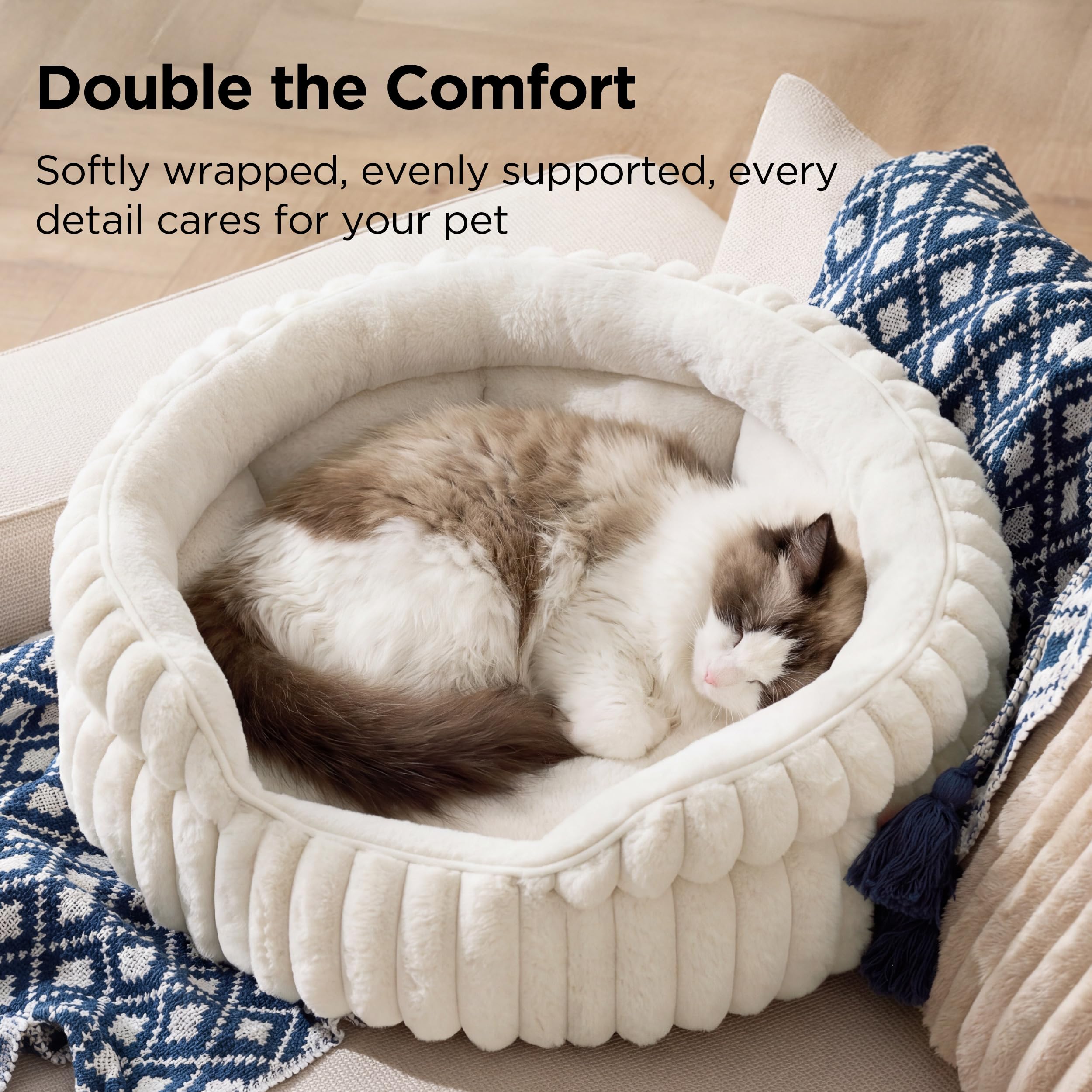 Bedsure ComfyFleece wraparound support creates a secure, plush resting space.