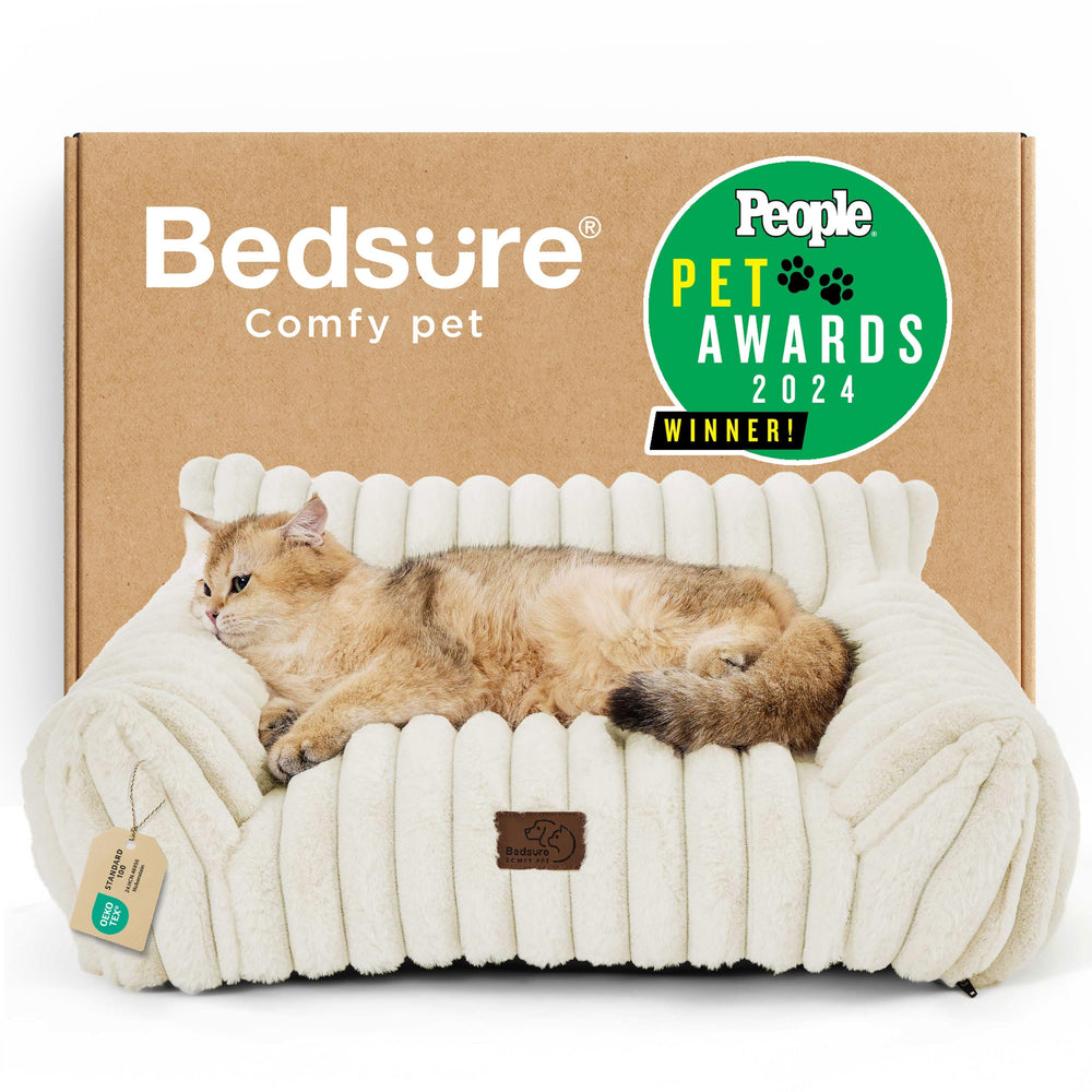 Bedsure ComfyFleece cat couch front view shows plush warmth for cozy naps