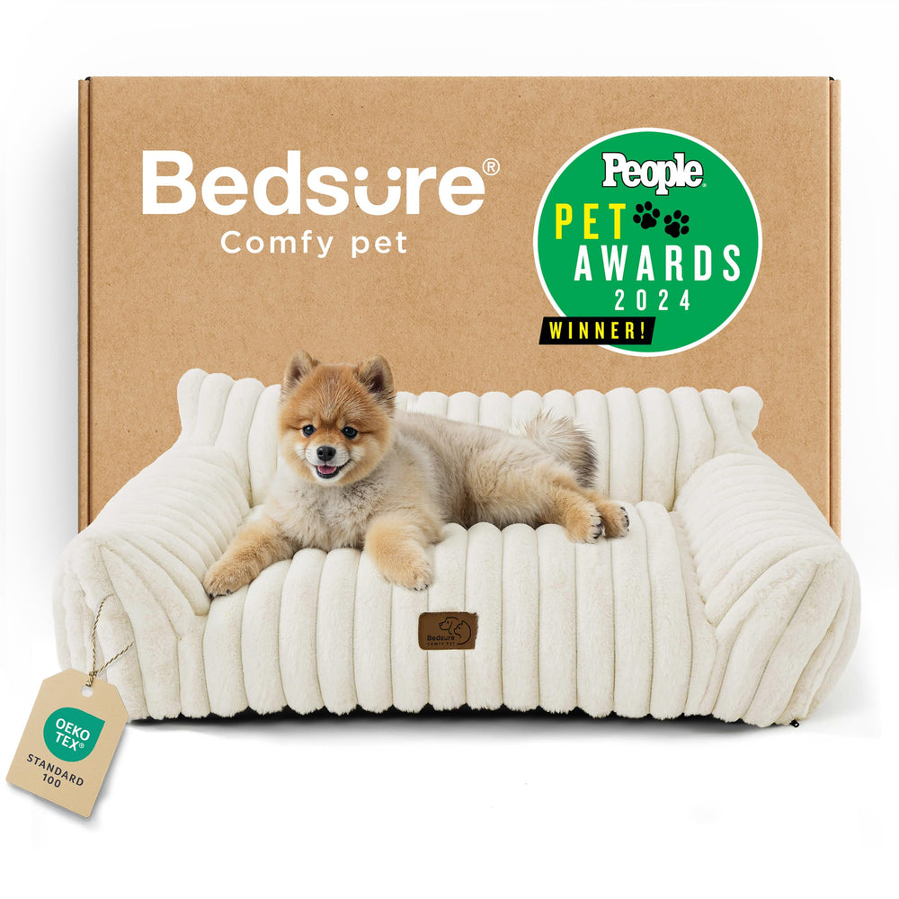 Bedsure ComfyFleece cat couch full view offers warm, inviting lounging.