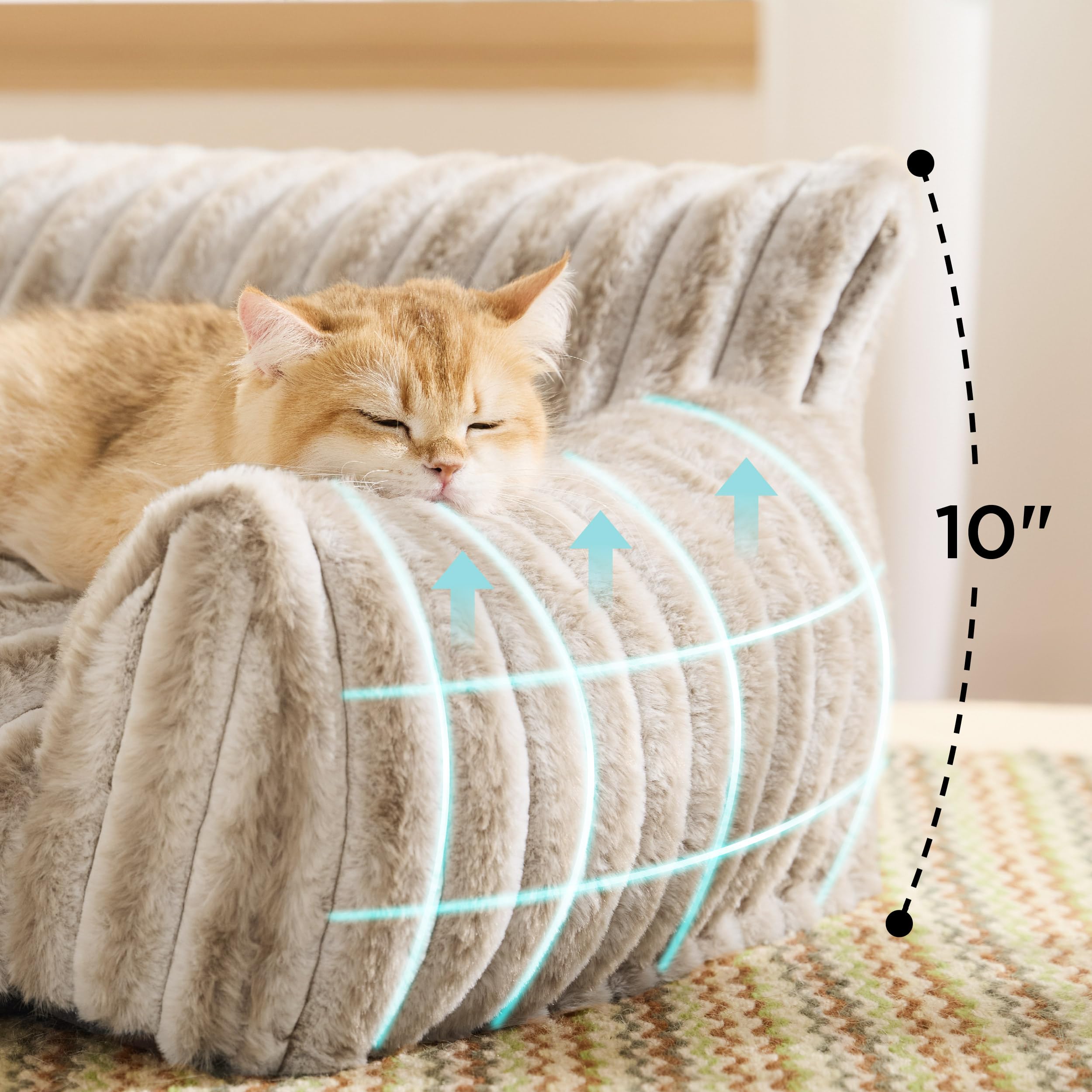 Bedsure ComfyFleece cat couch removable cover demonstrates easy machine washable maintenance.