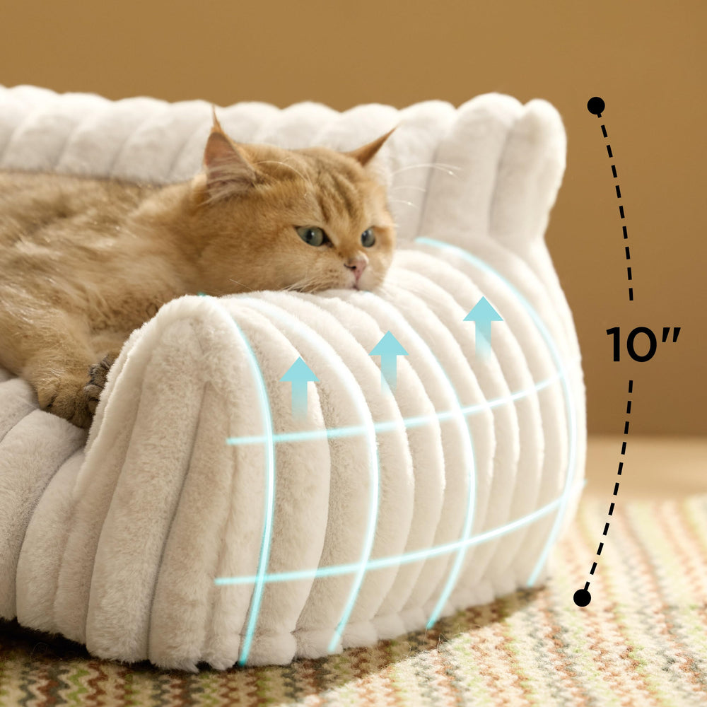 Bedsure ComfyFleece cat couch side profile highlights relaxed lounging potential