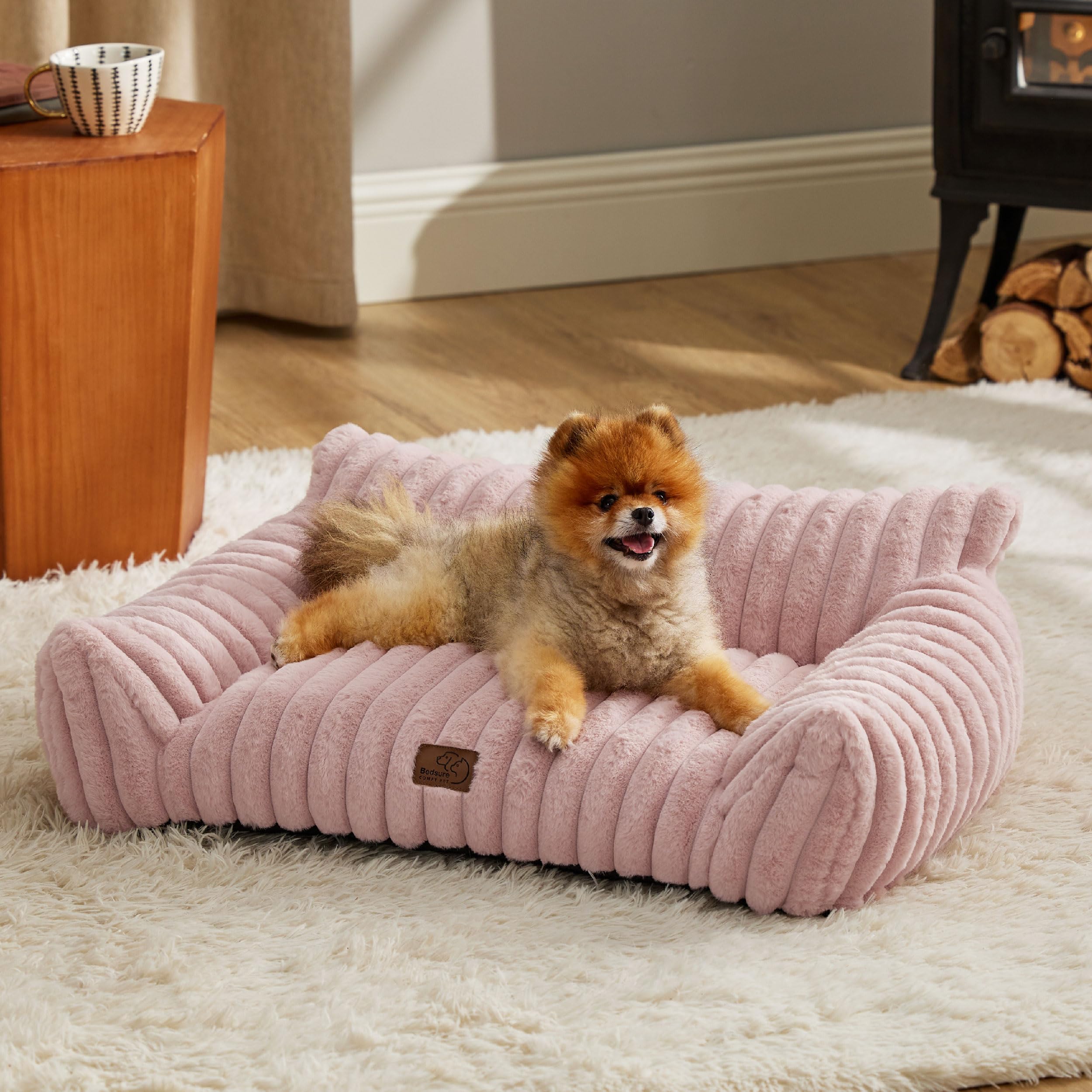 Bedsure ComfyFleece cat couch front view with plush warmth for pets