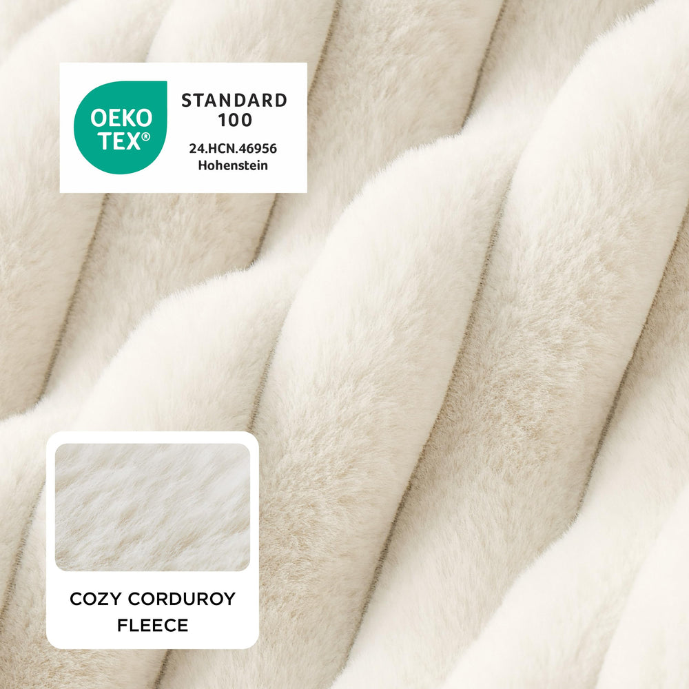 Bedsure ComfyFleece dog bed side angle highlighting raised edges for neck support.