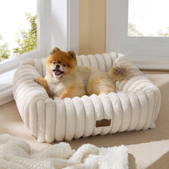 Bedsure ComfyFleece dog bed top view showing plush warmth for snuggling.