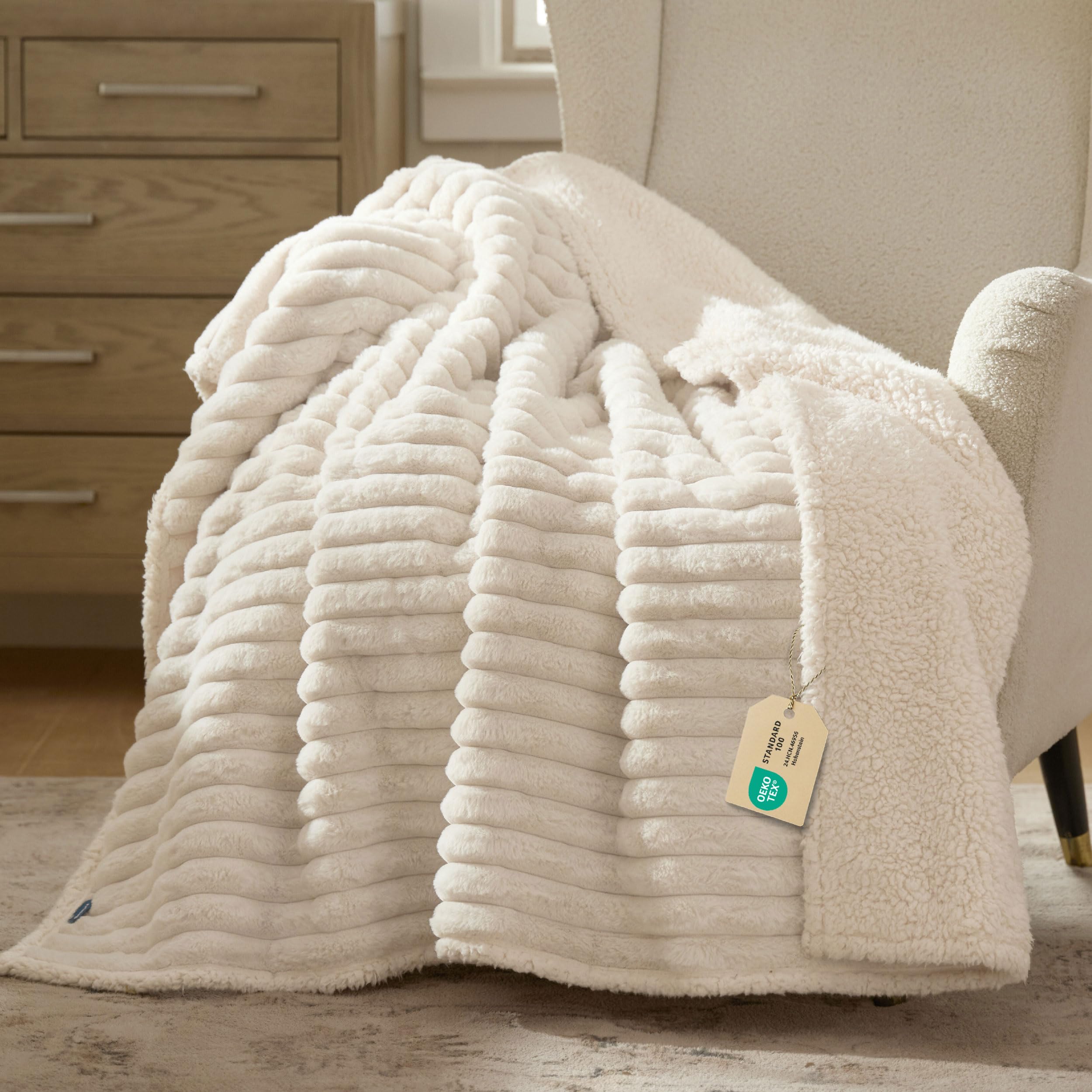 Bedsure ComfyFleece waterproof blanket front view: protects furniture from spills and fur.