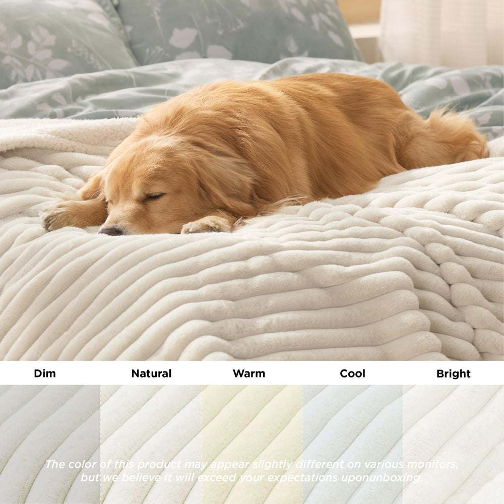 Bedsure ComfyFleece blanket portable and lightweight for travel.