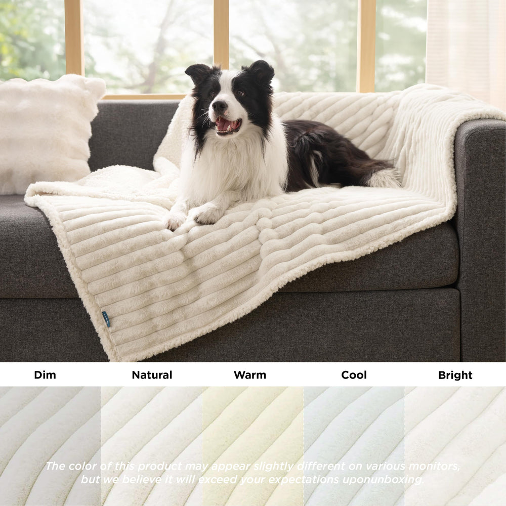 Bedsure ComfyFleece waterproof lining inside: guards against leaks on furniture.