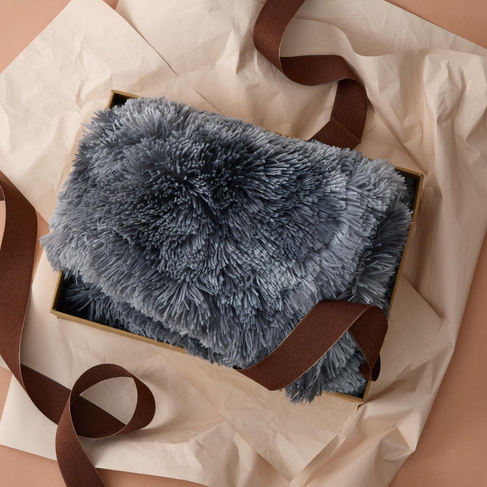 Bedsure anti-shed-protection blanket reduces fur on furniture.