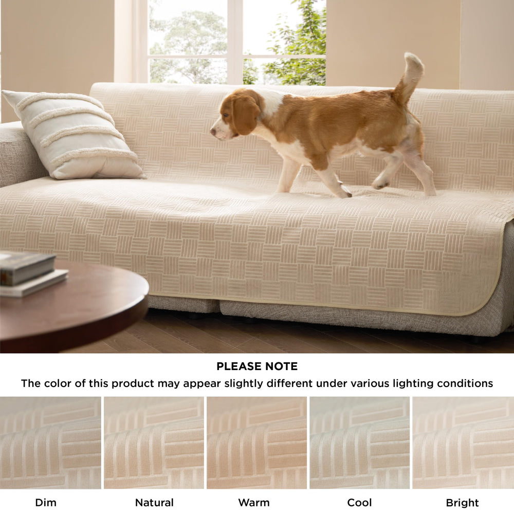 Bedsure lightweight foldable protector is easy to place and carry.