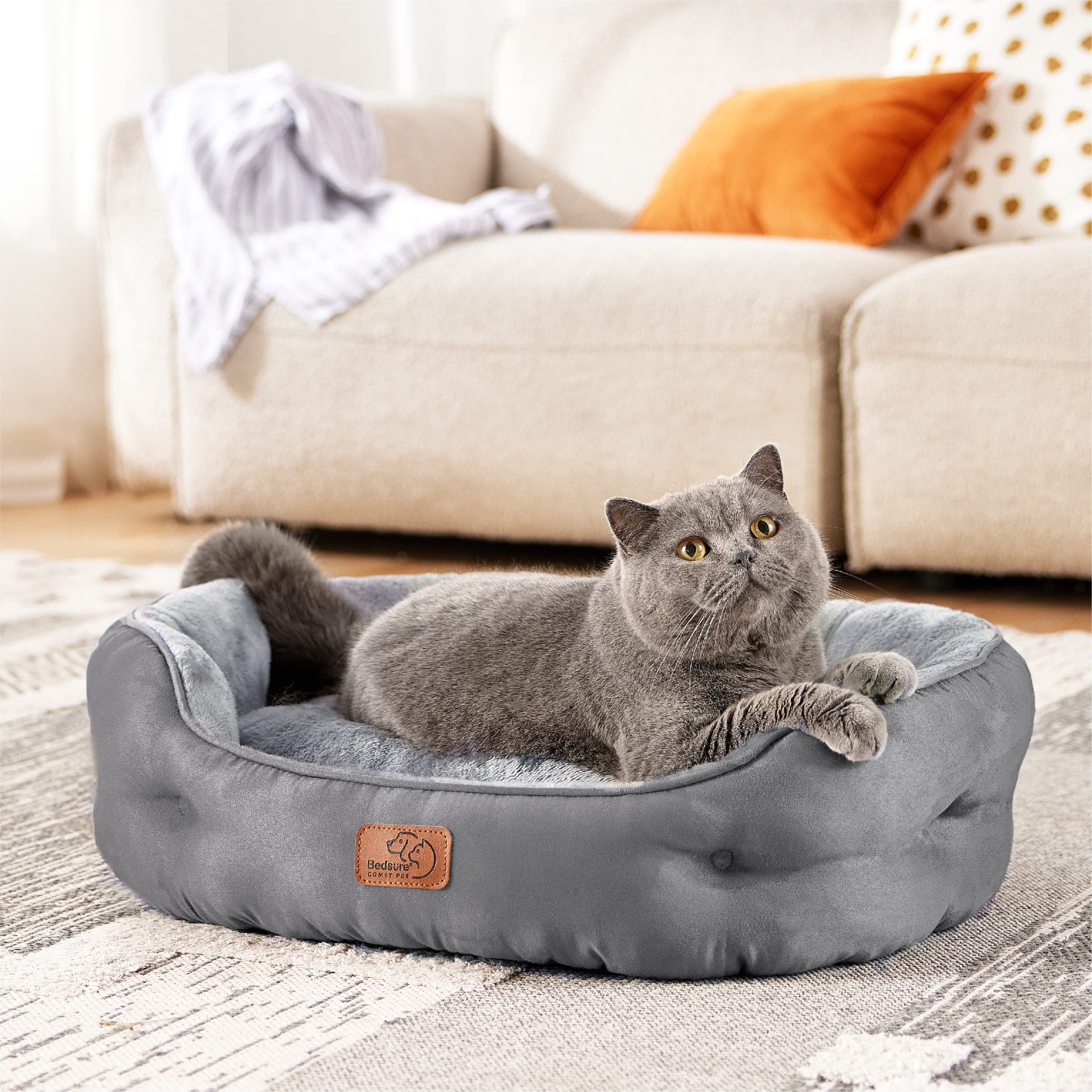 Bedsure machine-washable pet bed suitable for cold gentle cycles.