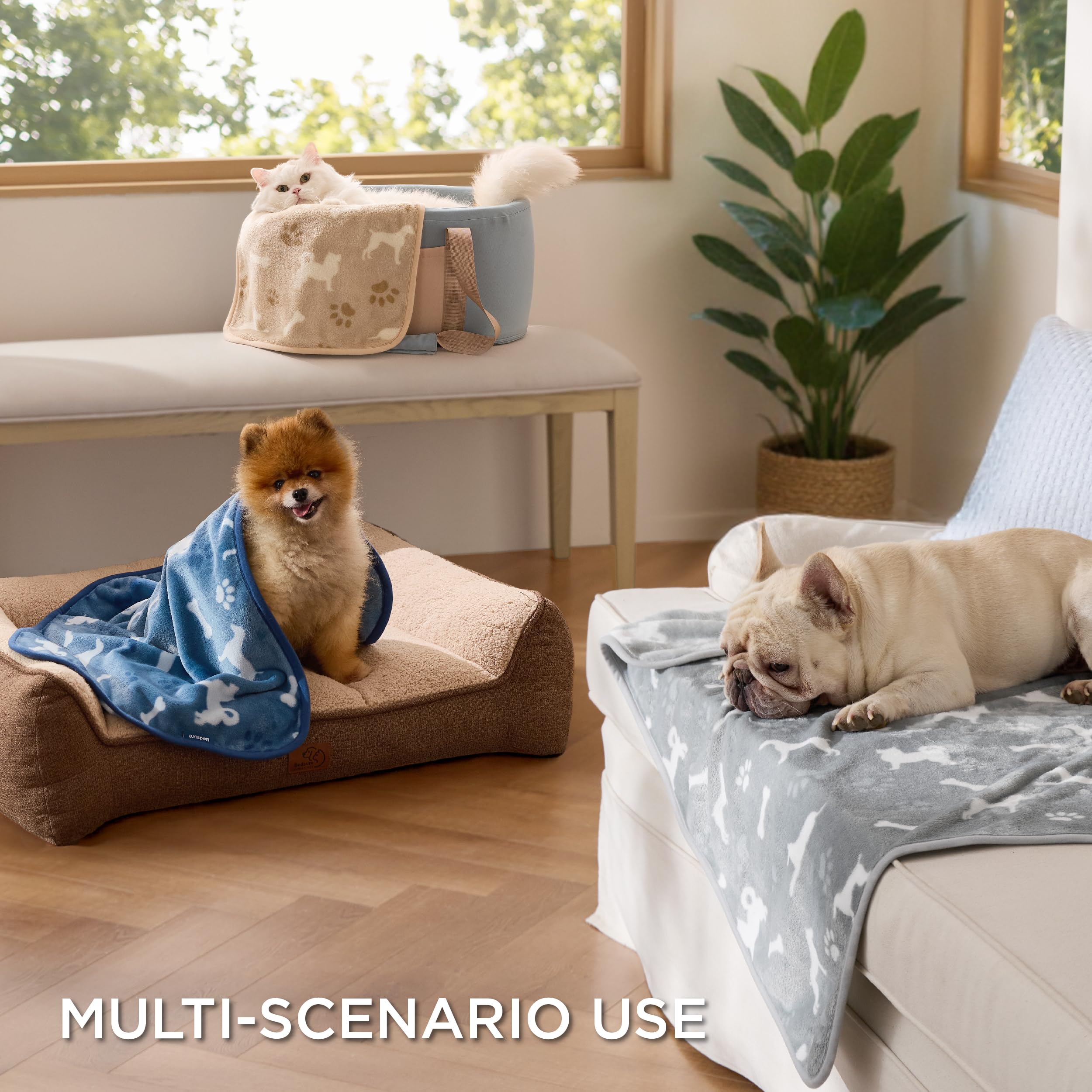 Bedsure pet blanket close-up shows soft fleece texture for gentle warmth