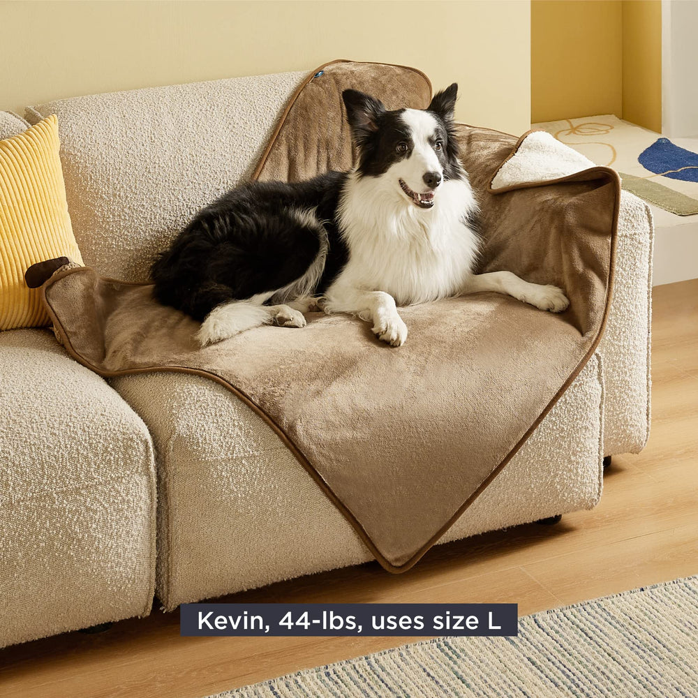 Bedsure portable blanket ideal for travel and hotel stays with pets.