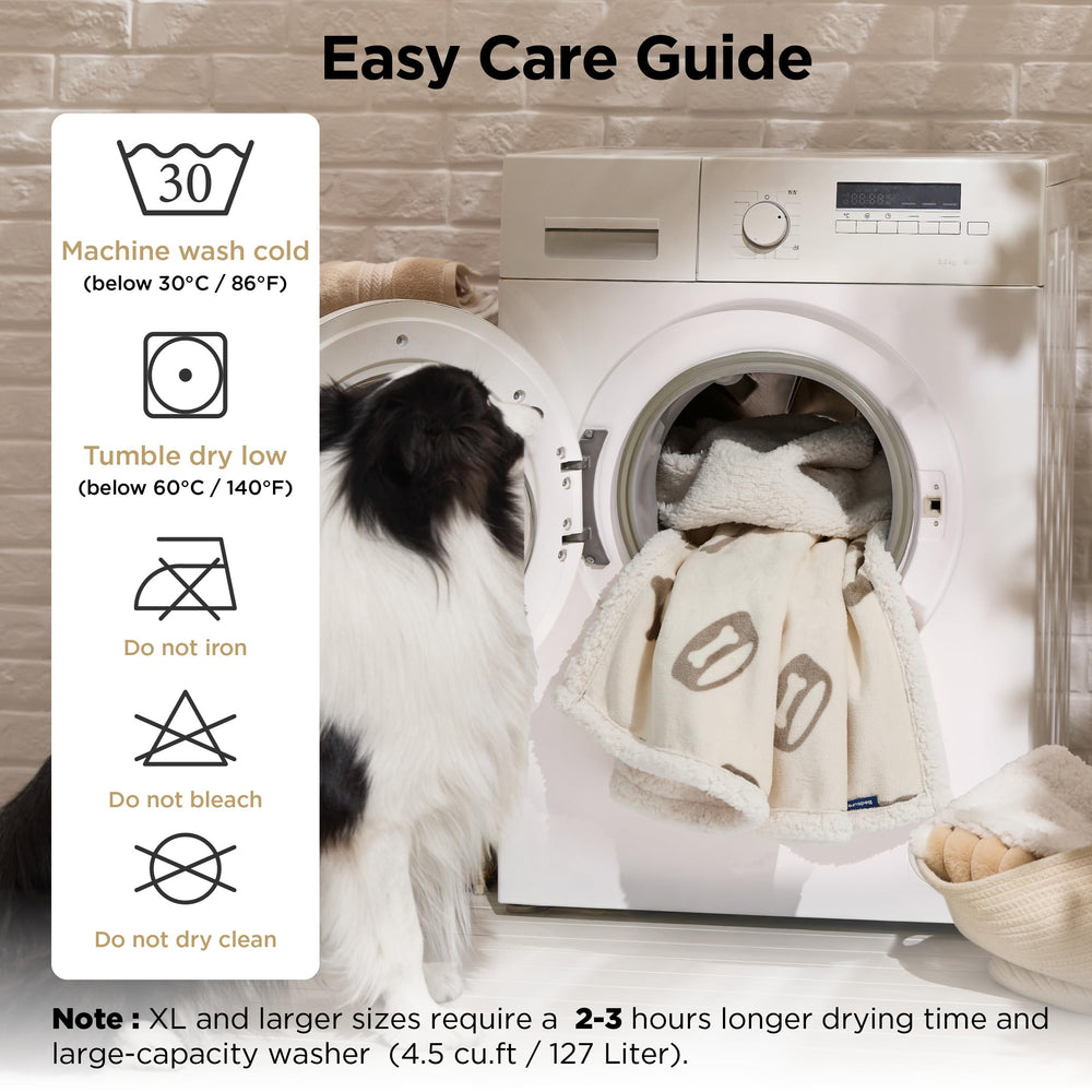 Bedsure reversible flannel side blanket keeps dogs warm on chilly evenings