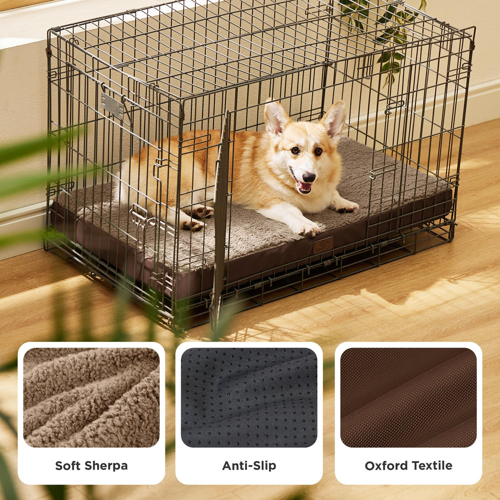 Bedsure soft sherpa fabric adds luxurious comfort for daily naps.