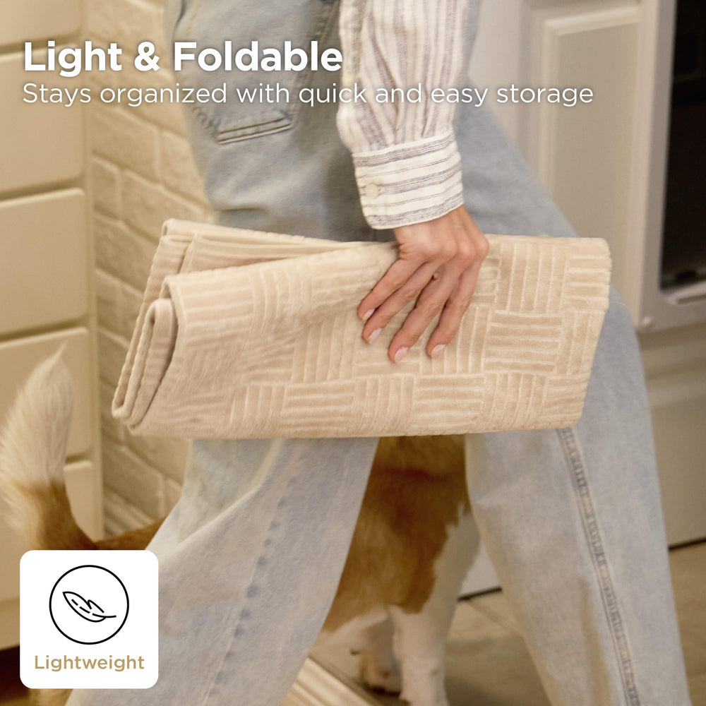Bedsure universal pattern design blends with modern home decor.
